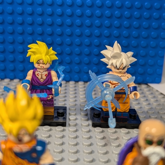 8 Minifigures- Dragon Ball Z Anime Building Block Toy Action Figures Goku Super - Picture 5 of 10